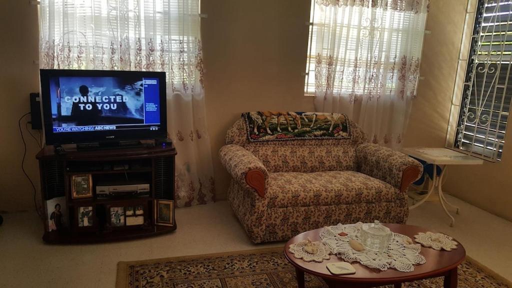 Donamae 2 Story Barbados House Villa Bridgetown Kültér fotó